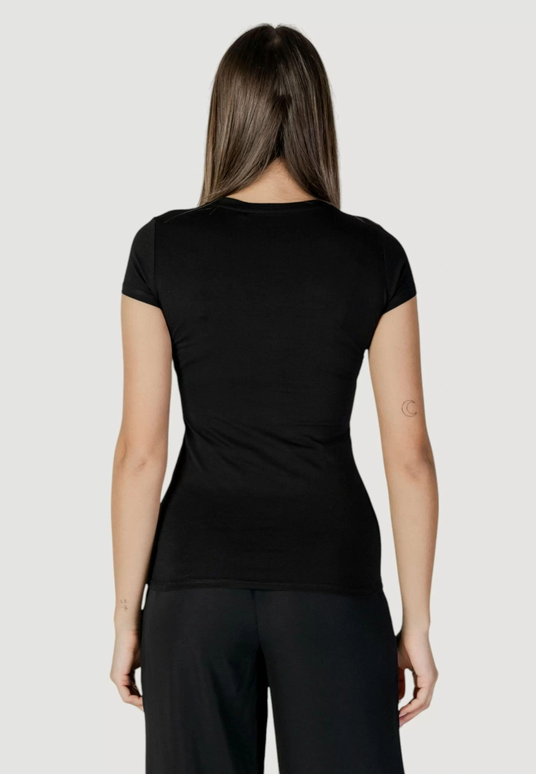Guess Ss Trıangle Ombre R3 Tee Kadın Siyah T-Shirt W5GI43KA0Q1-JBLK