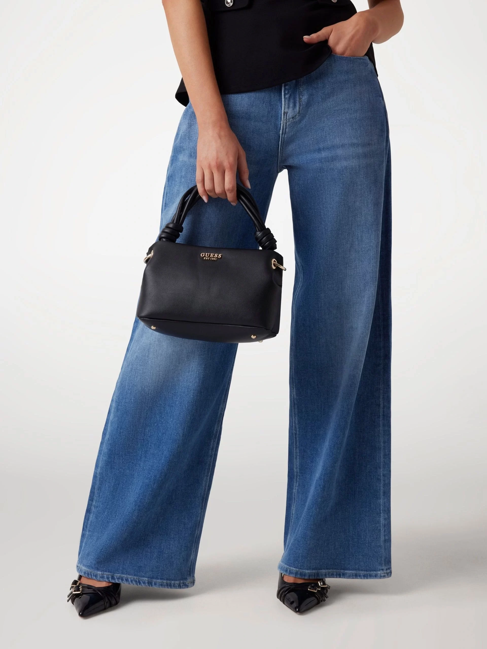 Guess Sansa Top Handle Crossbody Kadın Siyah El Çantası HWNG8476110-BLA