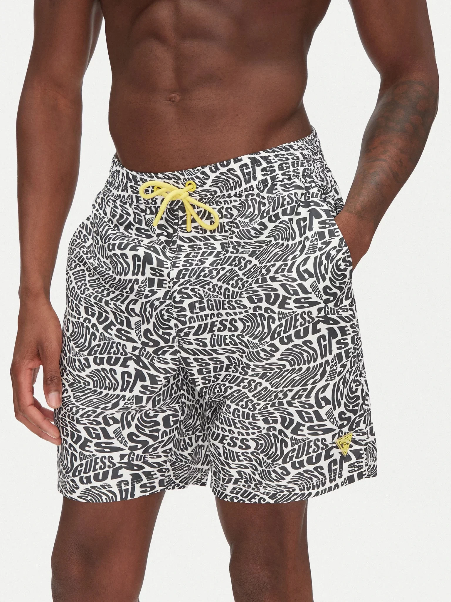 Guess Swımtrunk Medıum Dıstorted 100 Erkek Siyah Şort F5GT04WG2D2-PJ0V