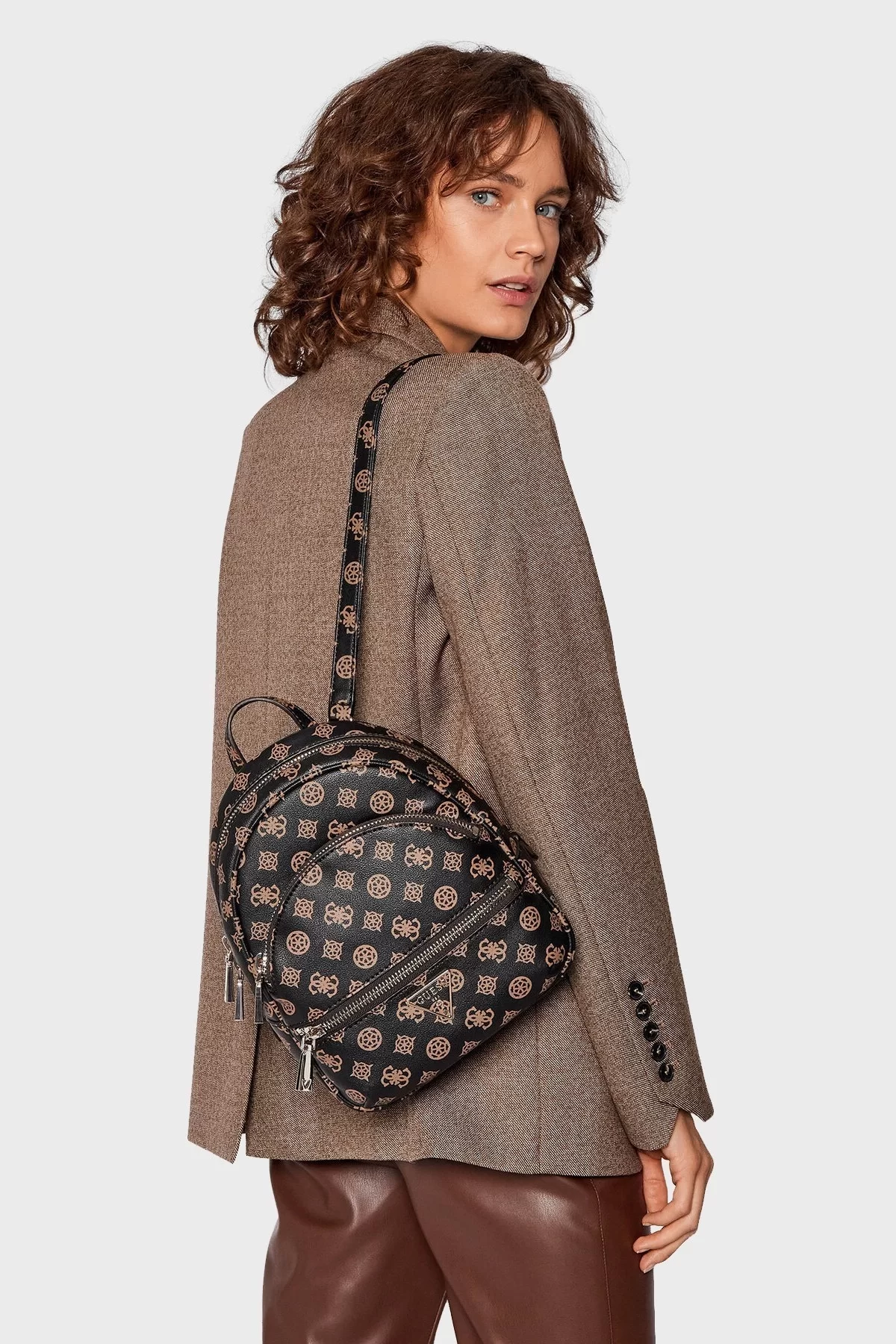 Guess Manhattan Backpack Kadın Kahverengi Sırt Çantası HWPG6994320-MLO