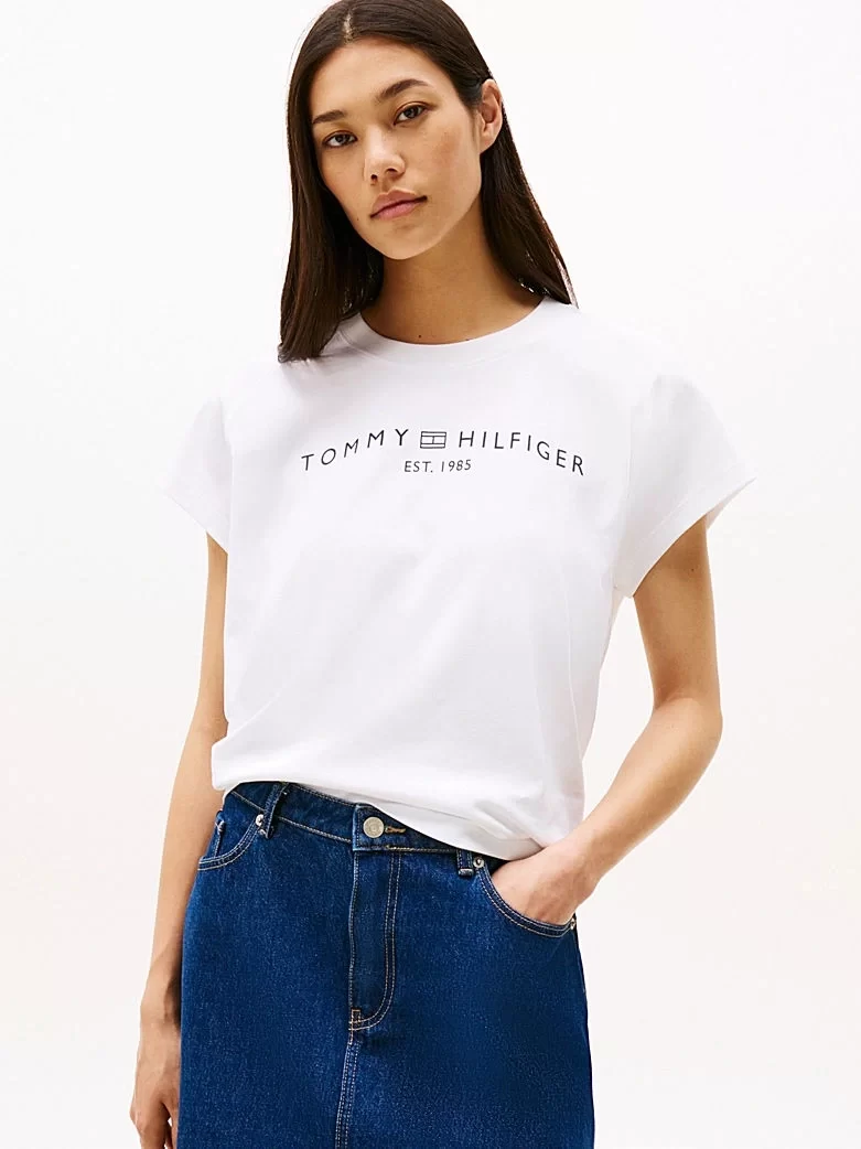 Tommy Hilfiger Kadın Beyaz Rahat Kesim Kolsuz Tişört