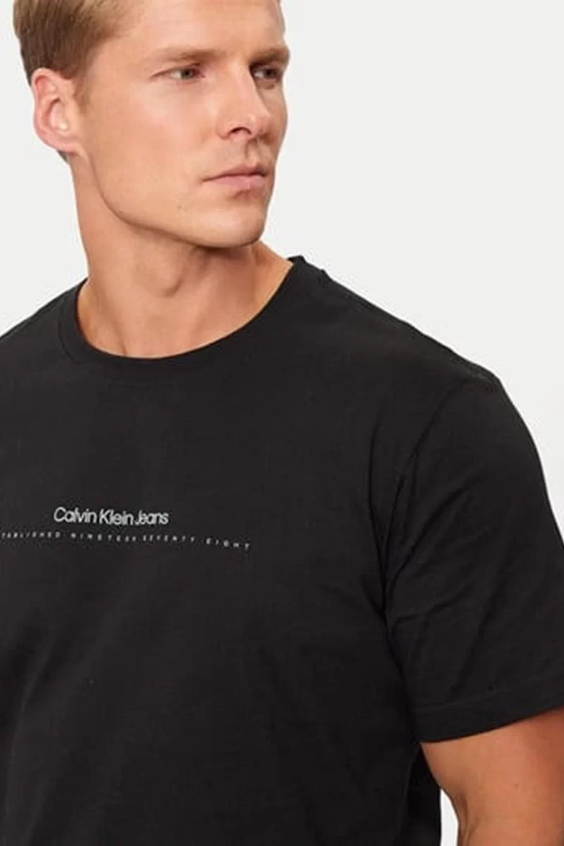 Calvin Klein Erkek Bisiket Yaka Siyah T-shirt