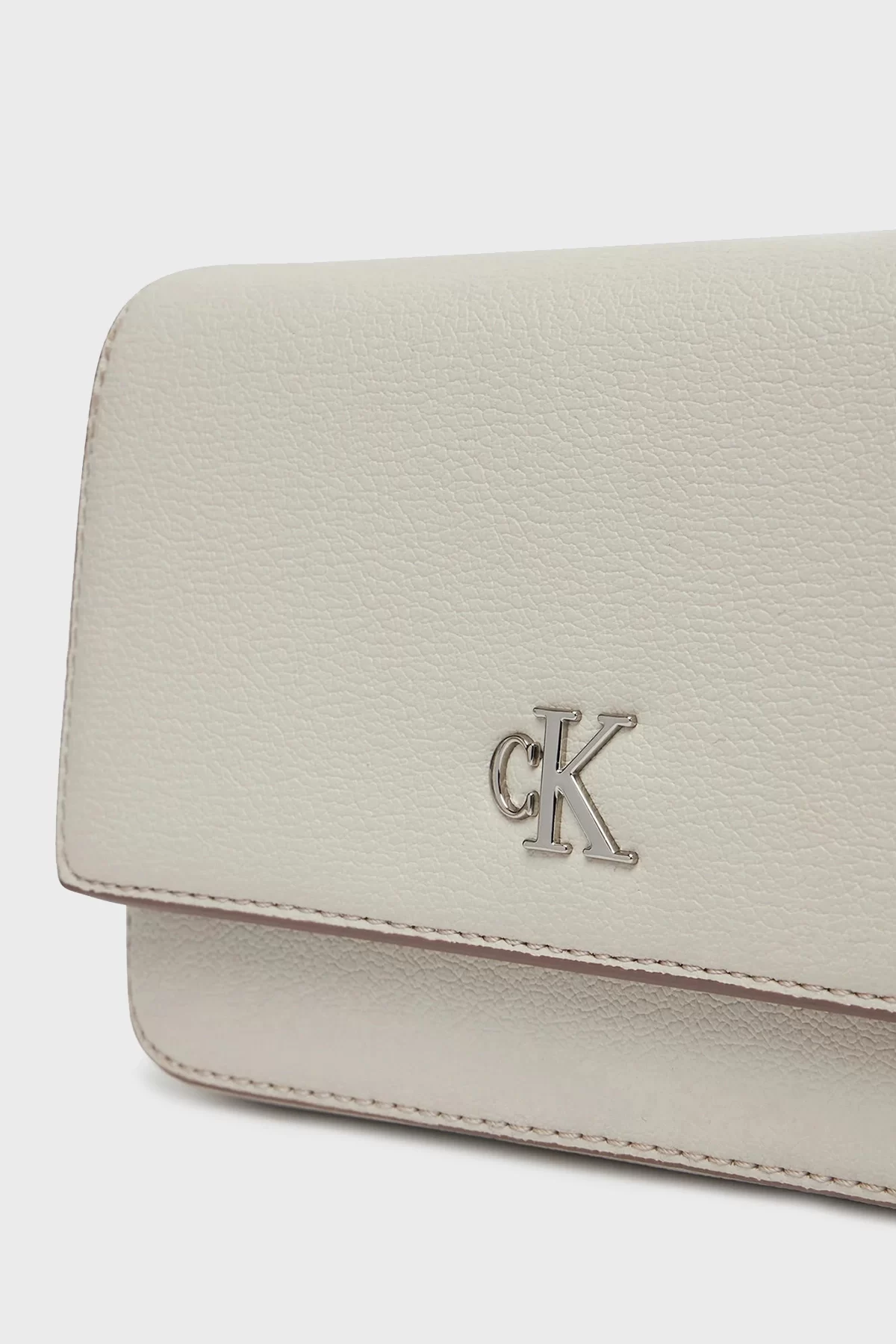 MINIMAL MONOGRAM EW FLAP PH/CB19