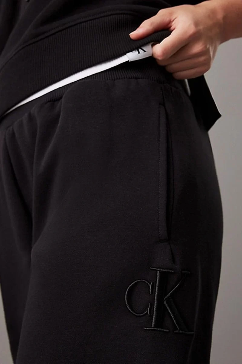 Calvin Klein Kadın Monogram Jogger Siyah Eşorfman Altı
