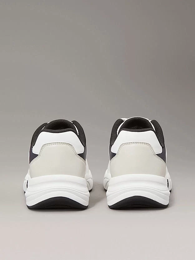 Calvin Klein   Erkek  Beyaz Kalın  Tabanlı Sneaker