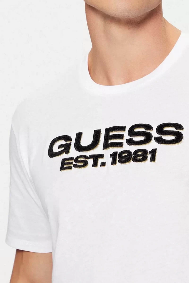 Guess Erkek Beyaz Logolu T-Shirt
