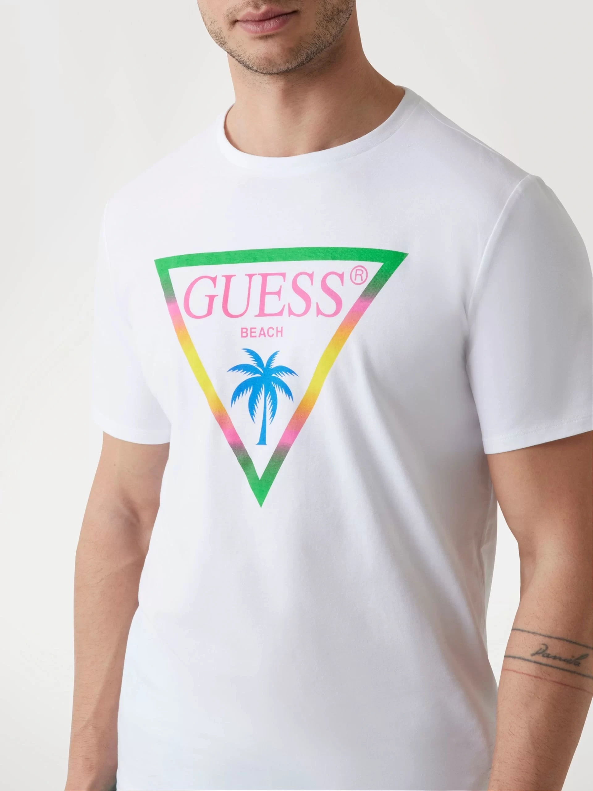 Guess Ss Cn Trıangle Palm Tee Erkek Beyaz T-Shirt F5GI00J1314-G011