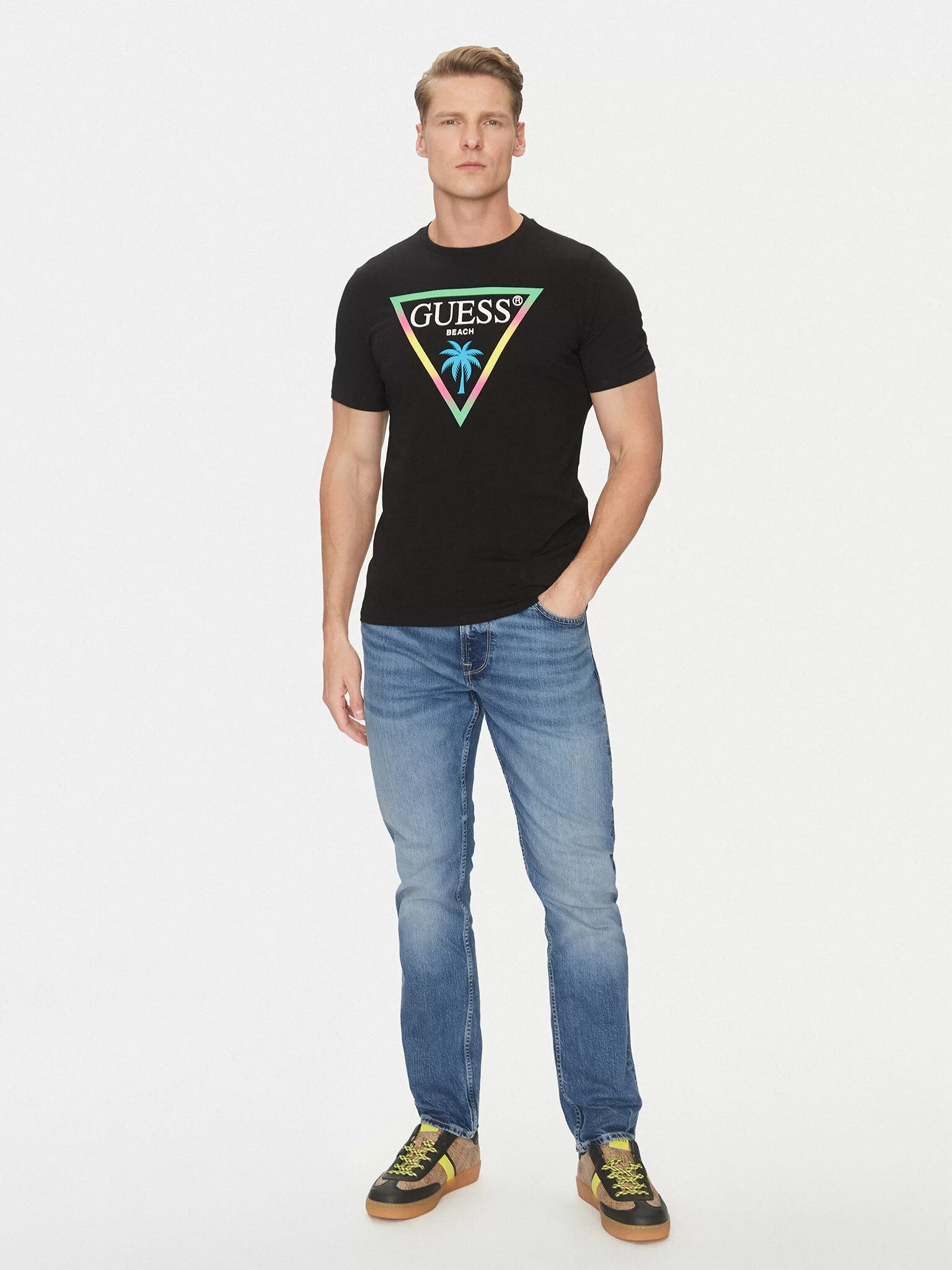 Guess Ss Cn Trıangle Palm Tee Erkek Siyah T-Shirt F5GI00J1314-JBLK