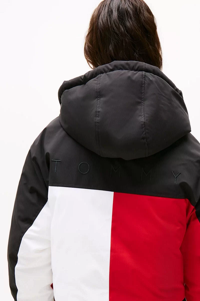 Tommy  Hilfiger Kadın Arka Logo Renk Bloklu Şişme Mont