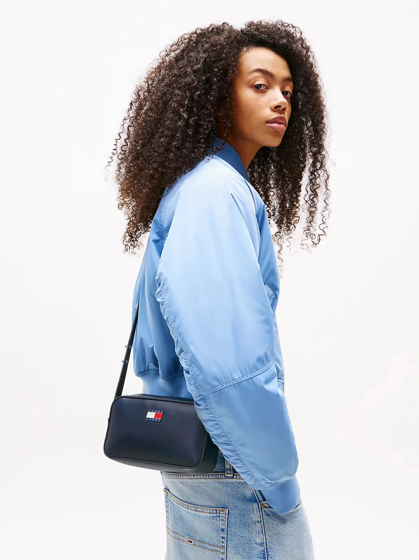 Tommy Jeans Kadın Lacivert Essential Kamera Çanta