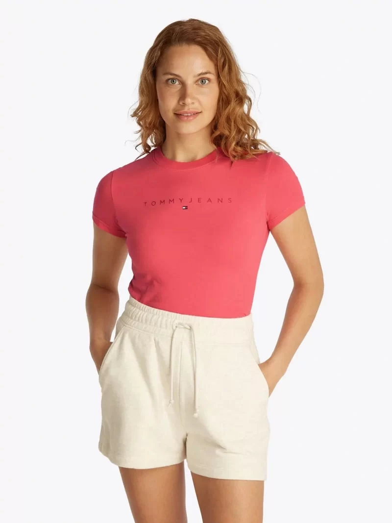 Tommy Jeans Kadın Logolu Kırmızı Slim Fit T-Shirt