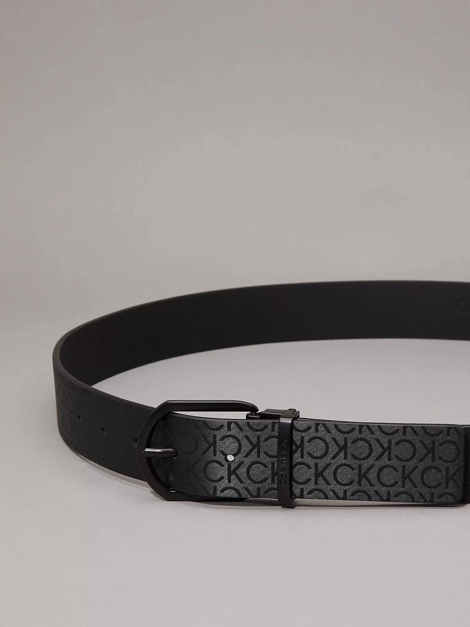 Calvin Klein Erkek Adjustable Casual Round Kemer