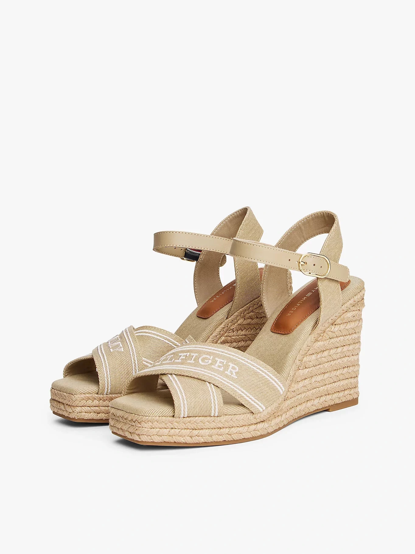 Tommy Hilfiger Kadın Hasır Topuklu Bej Espadril Sandalet