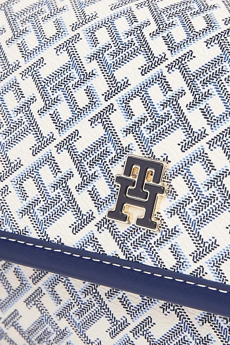 Tommy Hilfiger Kadın Mavi Monoplay Kapaklı Çapraz Çanta