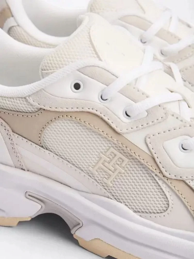 Tommy Hilfiger Kadın Tonal Kalın  Bej Sneaker