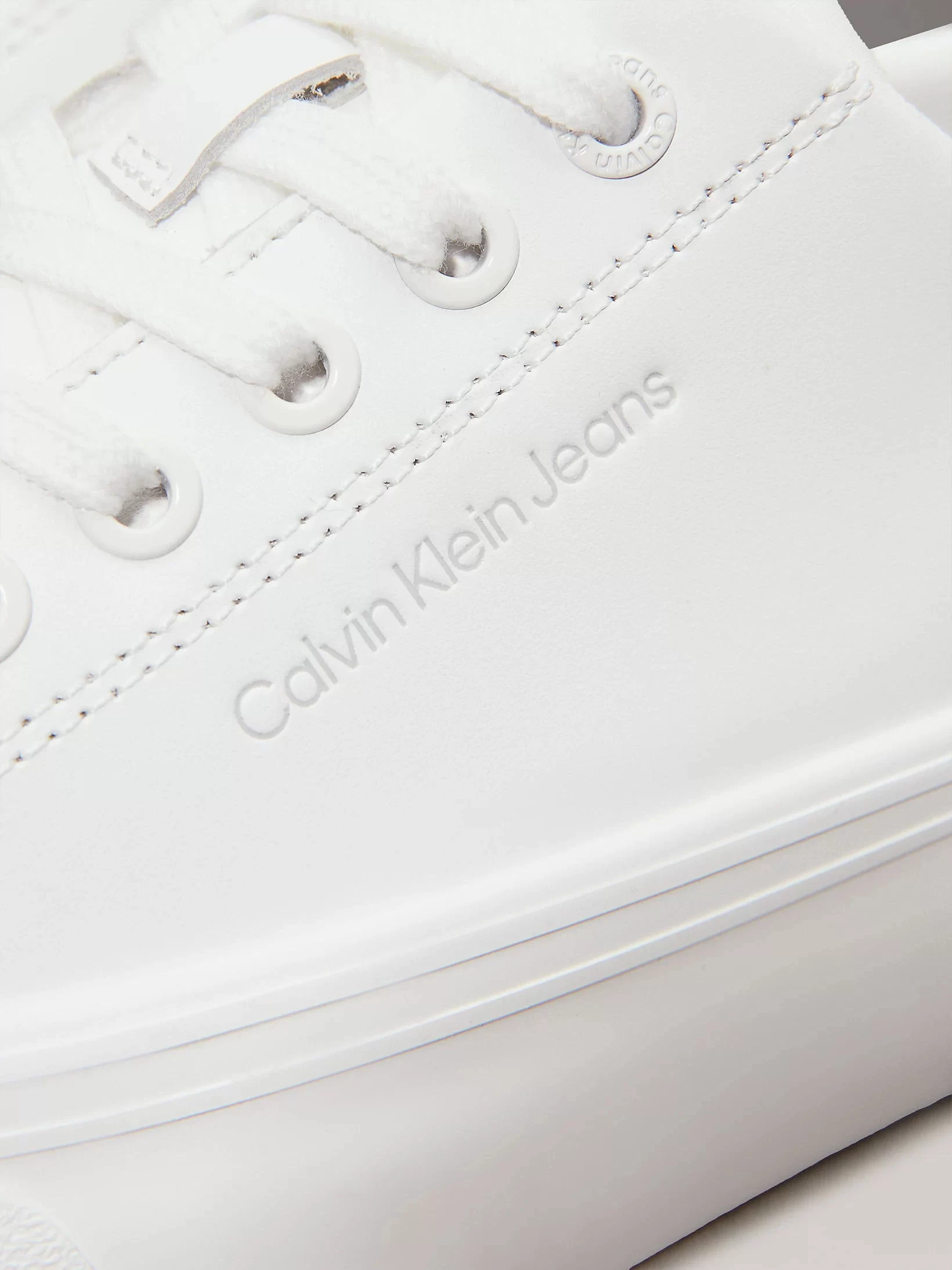 Calvin Klein Kadın Beyaz Platform Logolu Sneaker