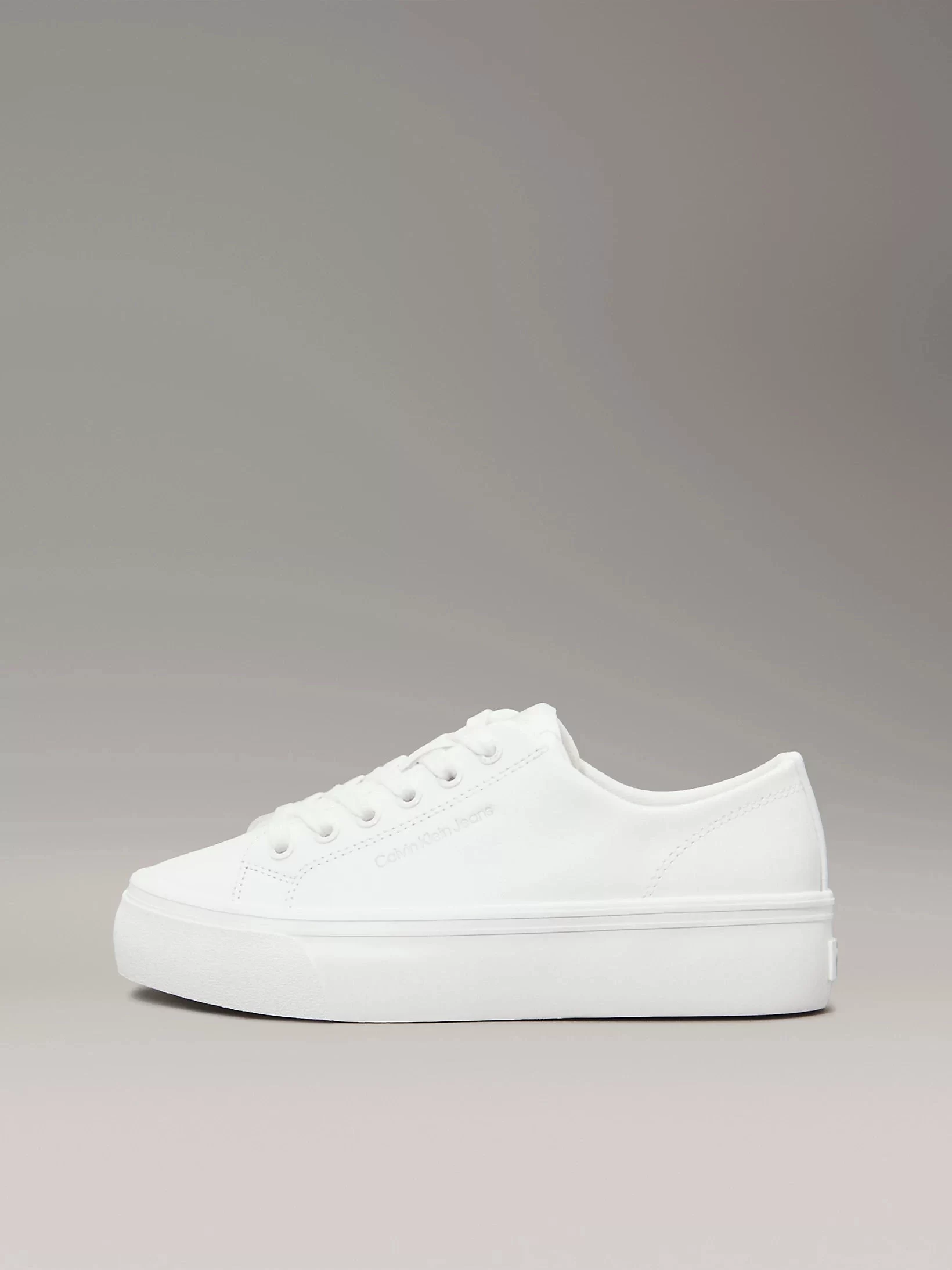 Calvin Klein Kadın Beyaz Platform Logolu Sneaker