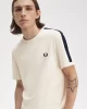 Fred Perry Erkek Ekru Logo Detaylı T-shirt