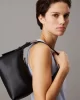 Calvin Klein Kadın Siyah Omuz Çantası K60K613027-BEH