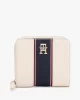 Tommy Hilfiger Kadın TH Monogram Fermuarlı Bej Cüzdan