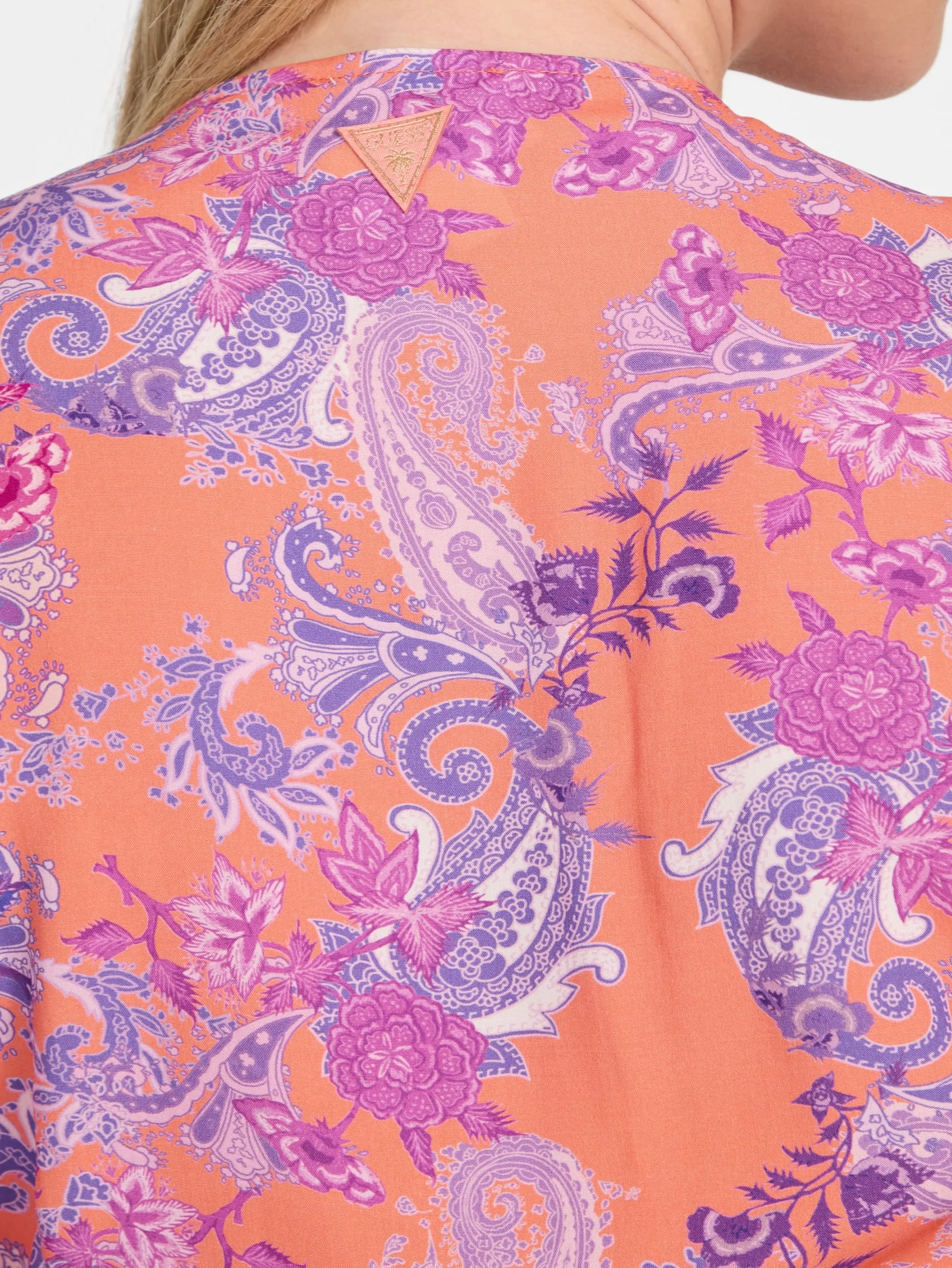 Guess Kadın Çok Renkli Bağlamalı Kısa Kimono Üst