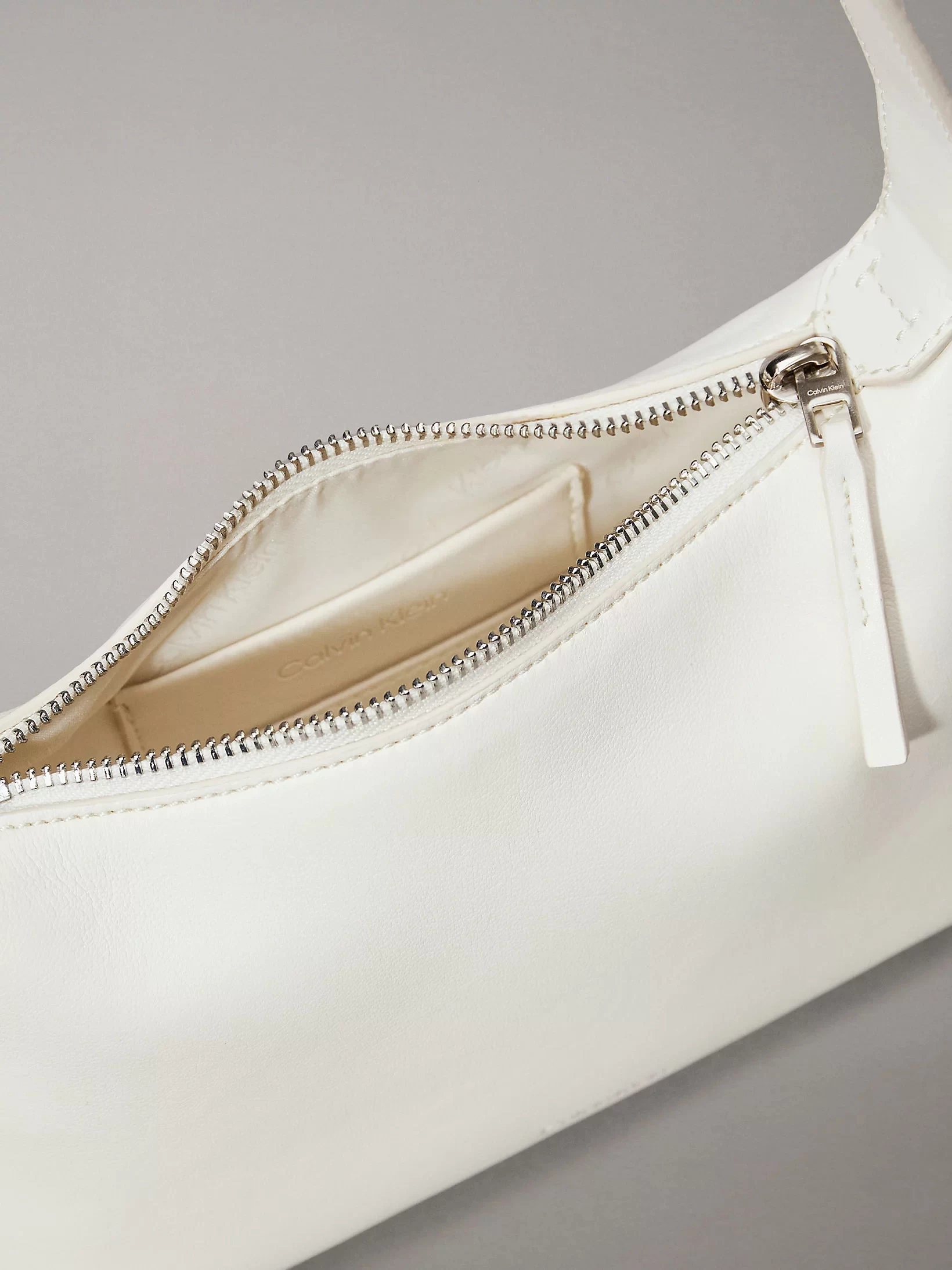 HARDWARE HANDLE MINI BAG