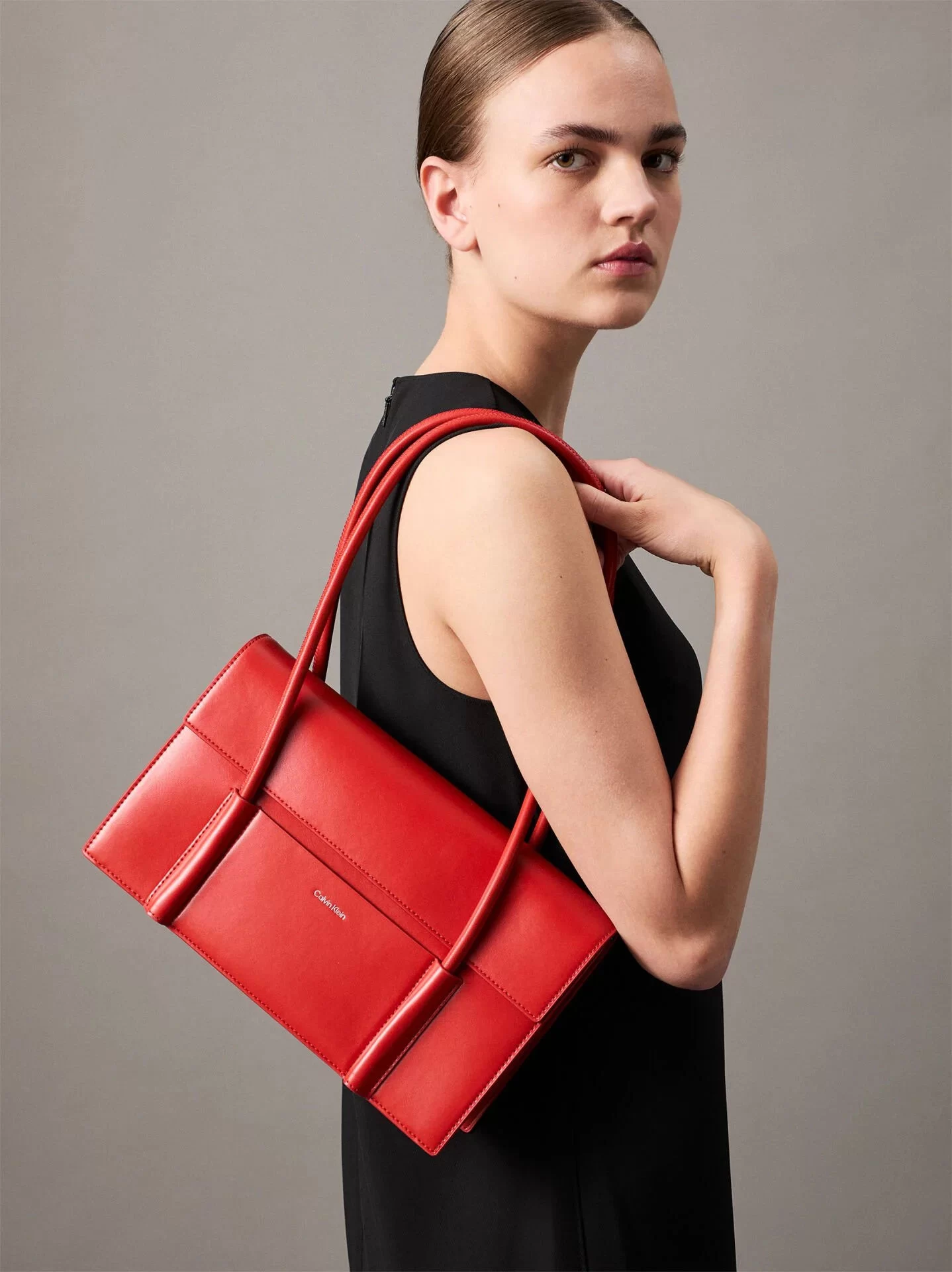 CK LINN SHOULDER BAG