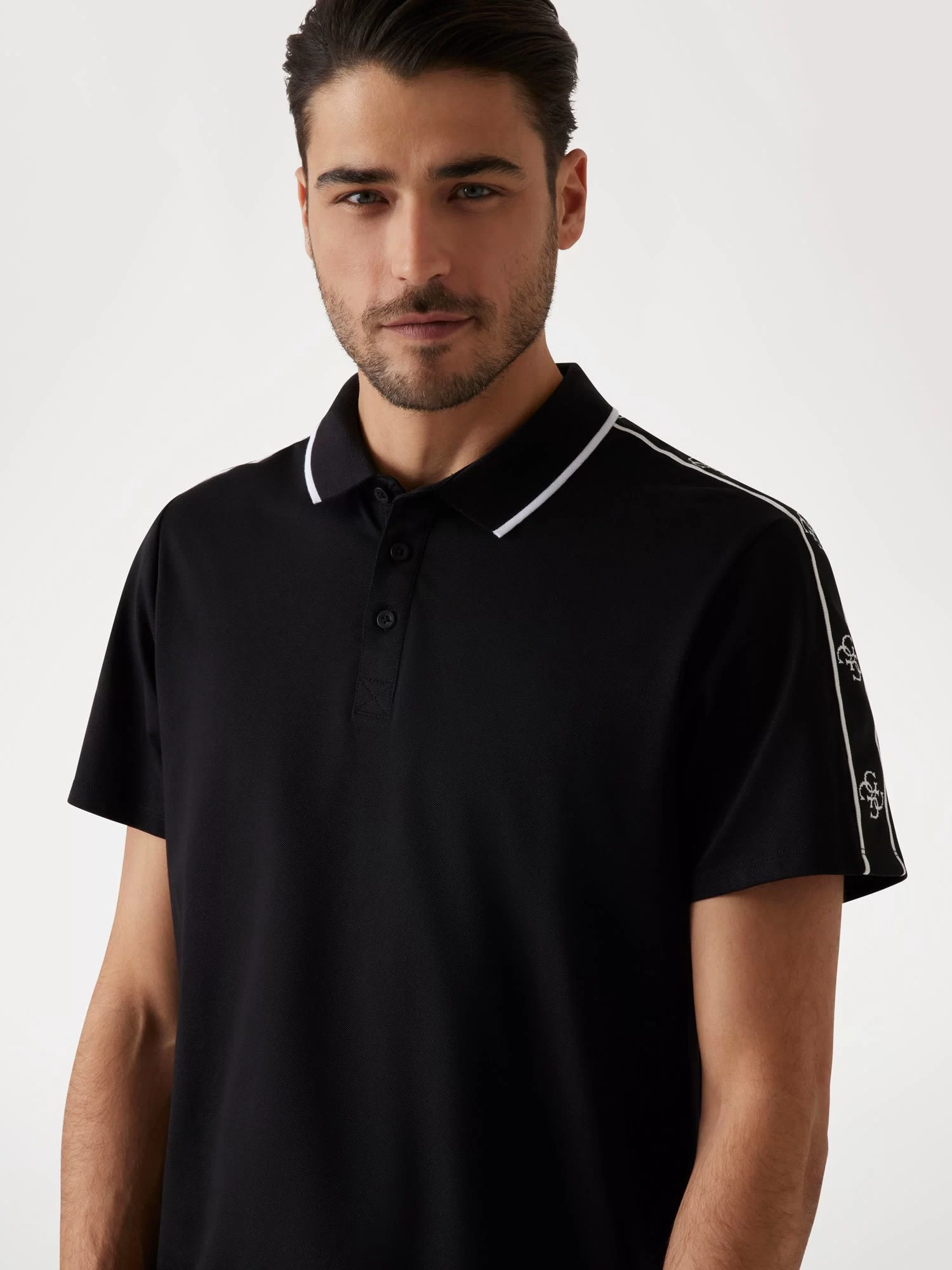 Guess Erkek Siyah Quattro G Şeritli Polo Tişört