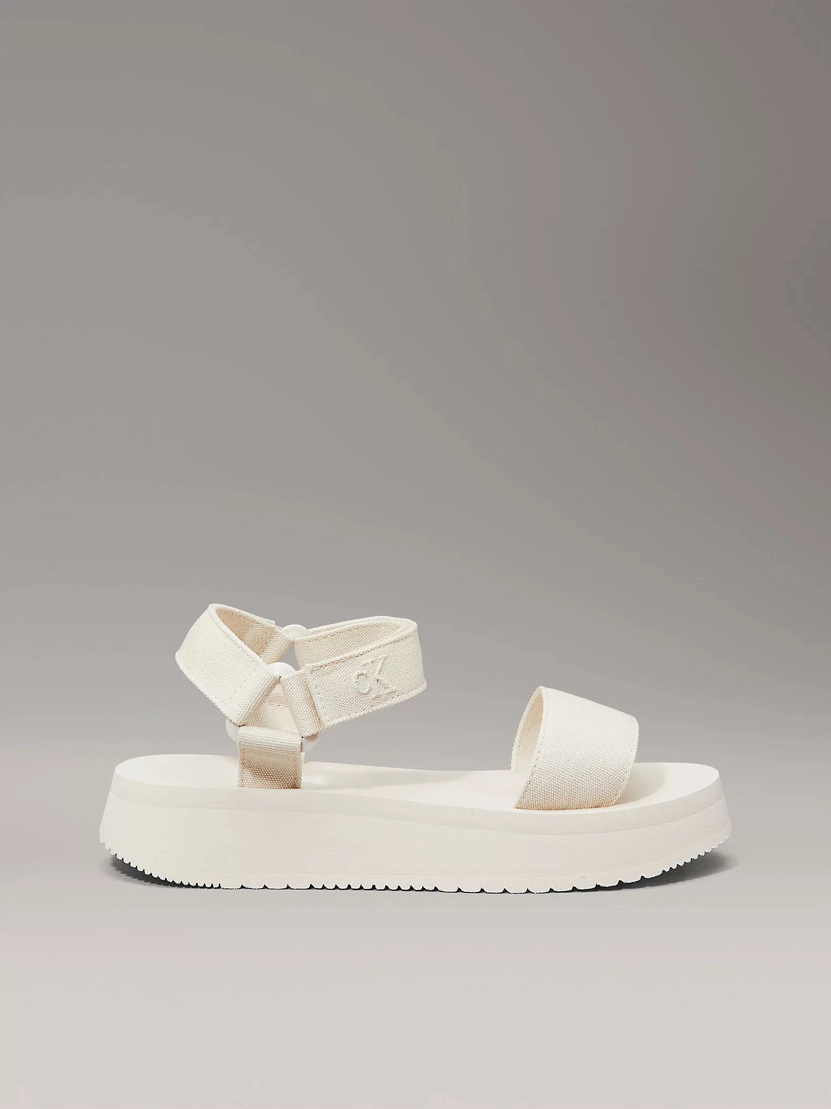Calvin Klein Kadın  Bej  Tuval Platform Sandalet