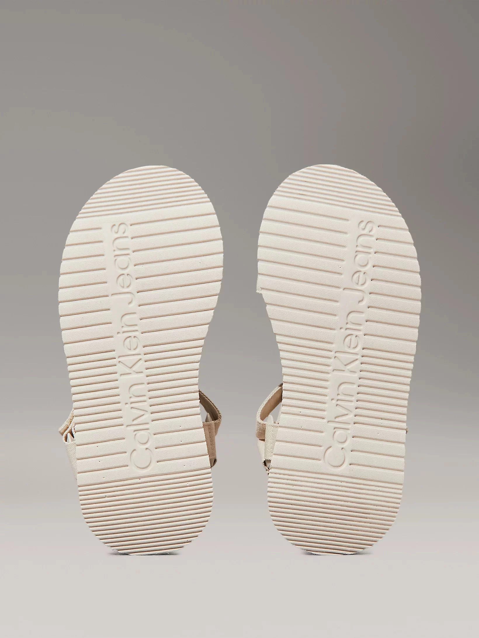 Calvin Klein Kadın  Bej  Tuval Platform Sandalet