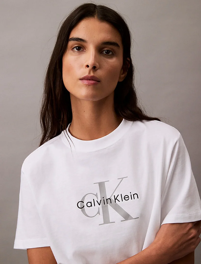 Calvin Klein Standard Logo Kadın Beyaz T-shirt LV047B865G-YAA