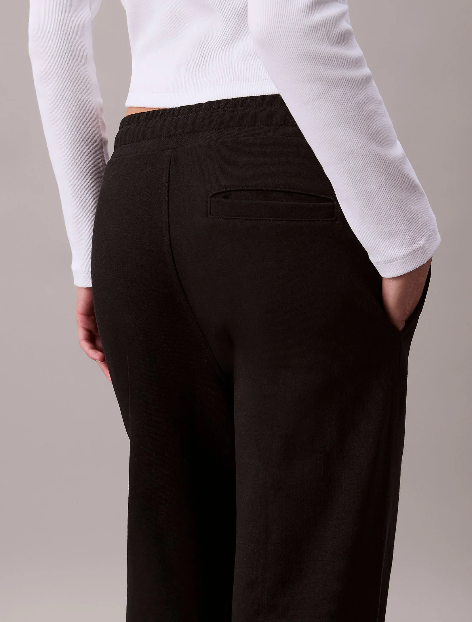 Calvin Klein Archive Logolu French Terry Kadın Siyah Eşofman Altı LV047B240G-UB1