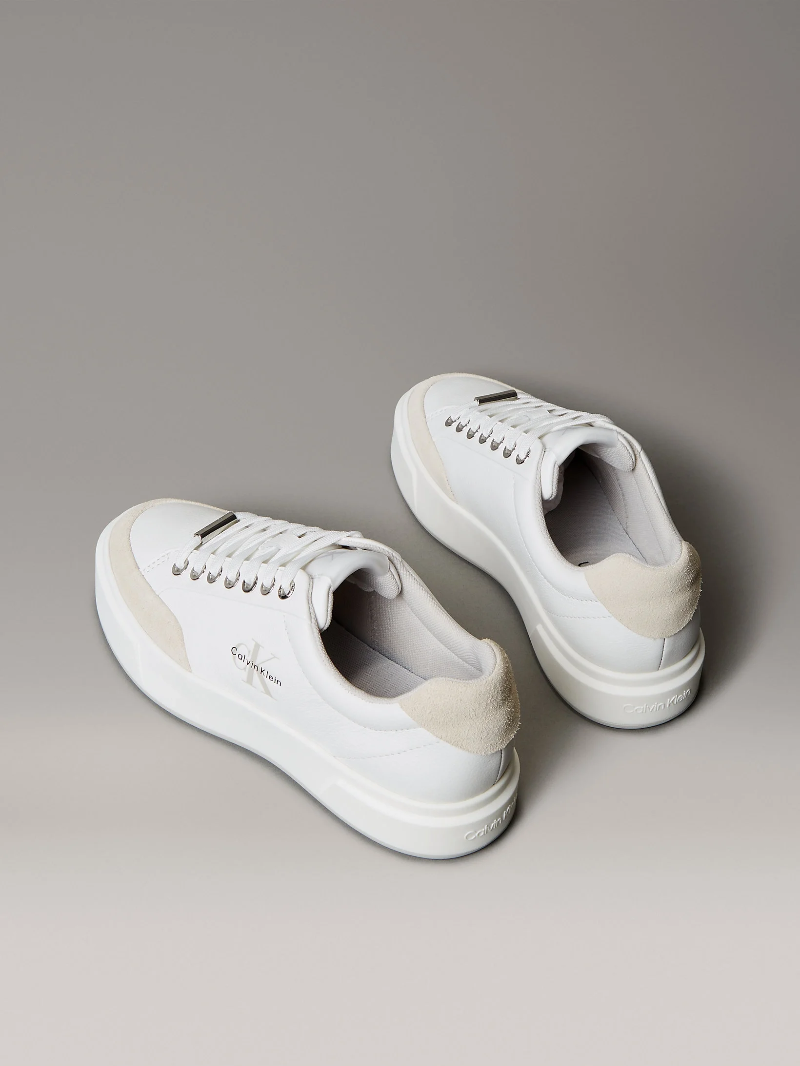 Calvin Klein Basket Cupsole Bağcıklı Deri Karışımlı Kadın Beyaz Sneaker YW0YW02023-0K7