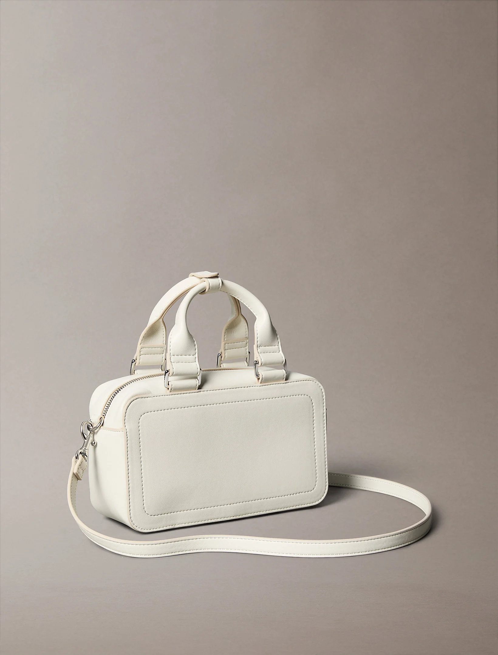 Calvin Klein Bold CK Bauletto Çapraz Askılı Kadın Haki Çapraz Çanta LV04F3411G-FUP