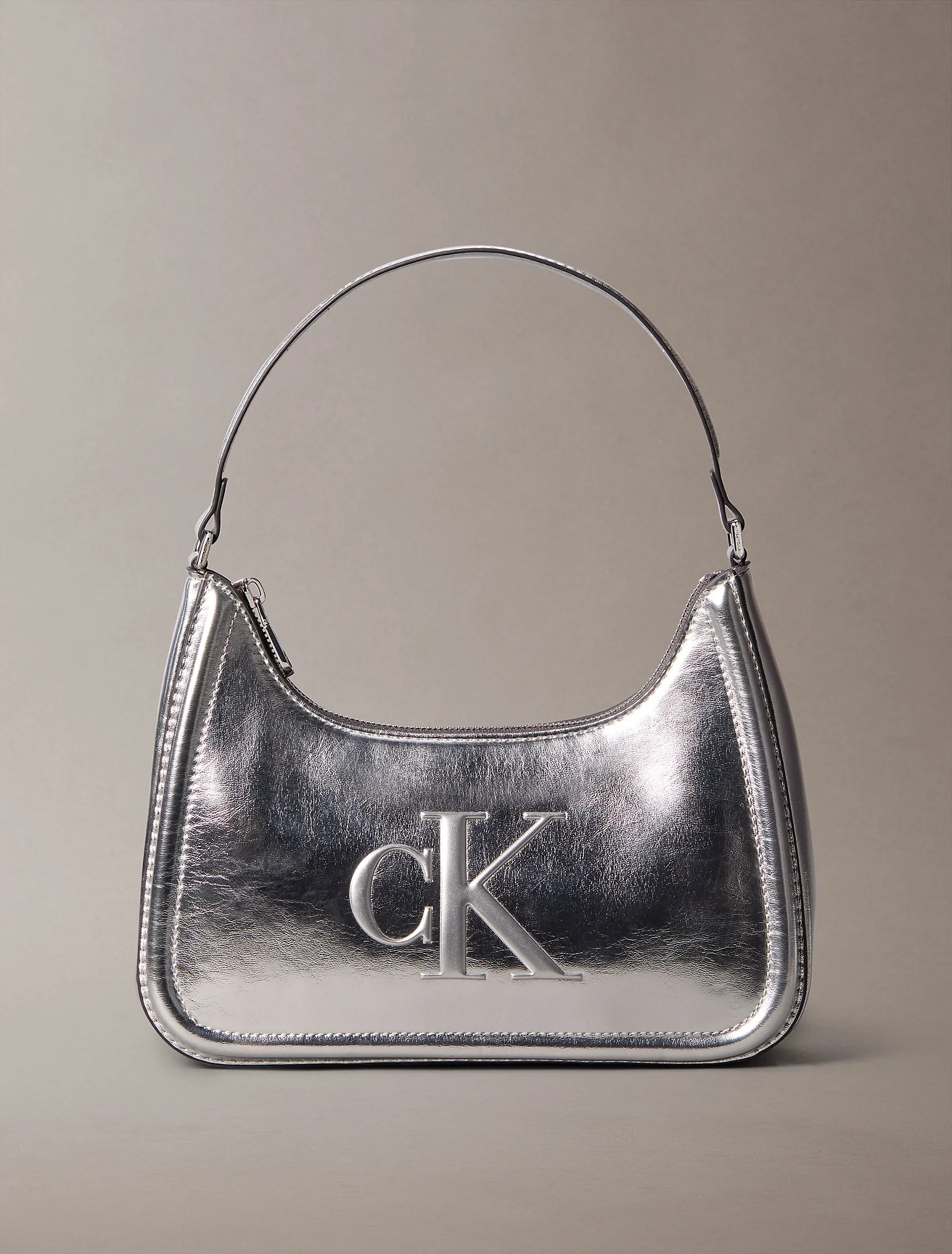 Calvin Klein Bold CK Metalik Omuz Kadın Metalik Gri Çapraz Çanta LV04F3332G-3JH