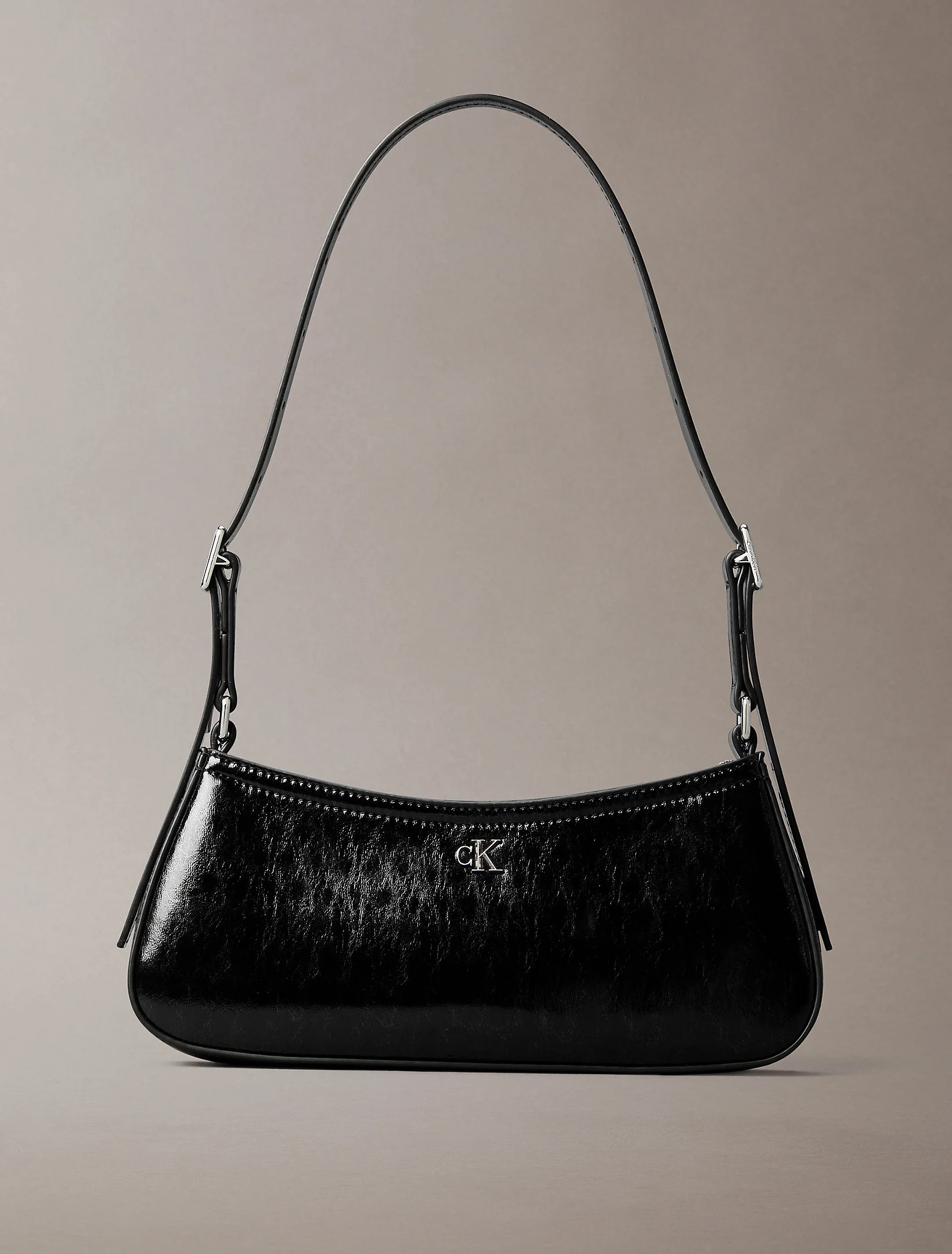 Calvin Klein CK Metalik Küçük Omuz Kadın Siyah Çapraz Çanta LV04F3304G-UB1