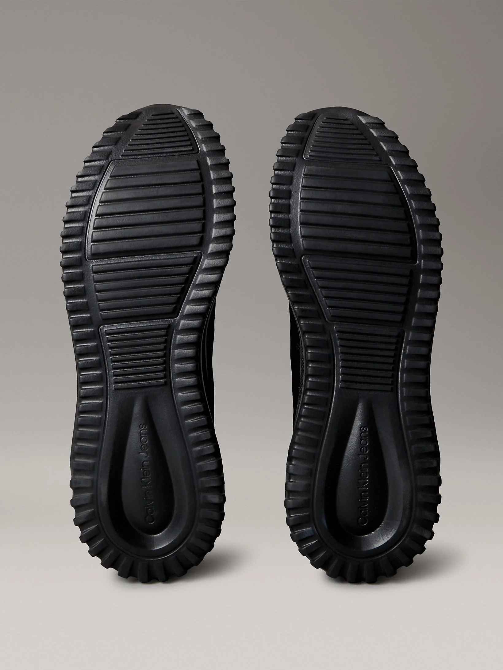 Calvin Klein EVA Runner Bağcıklı Materyal Karışımlı Erkek Siyah Sneaker YM0YM01442-0GJ