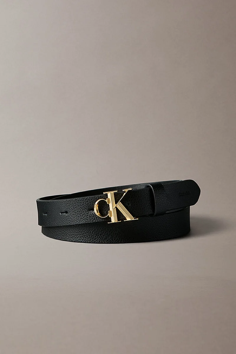 Calvin Klein Fasetli CK Tokalı 25 mm Doku Deri Kadın Siyah Kemer LV04F7060G-YIH