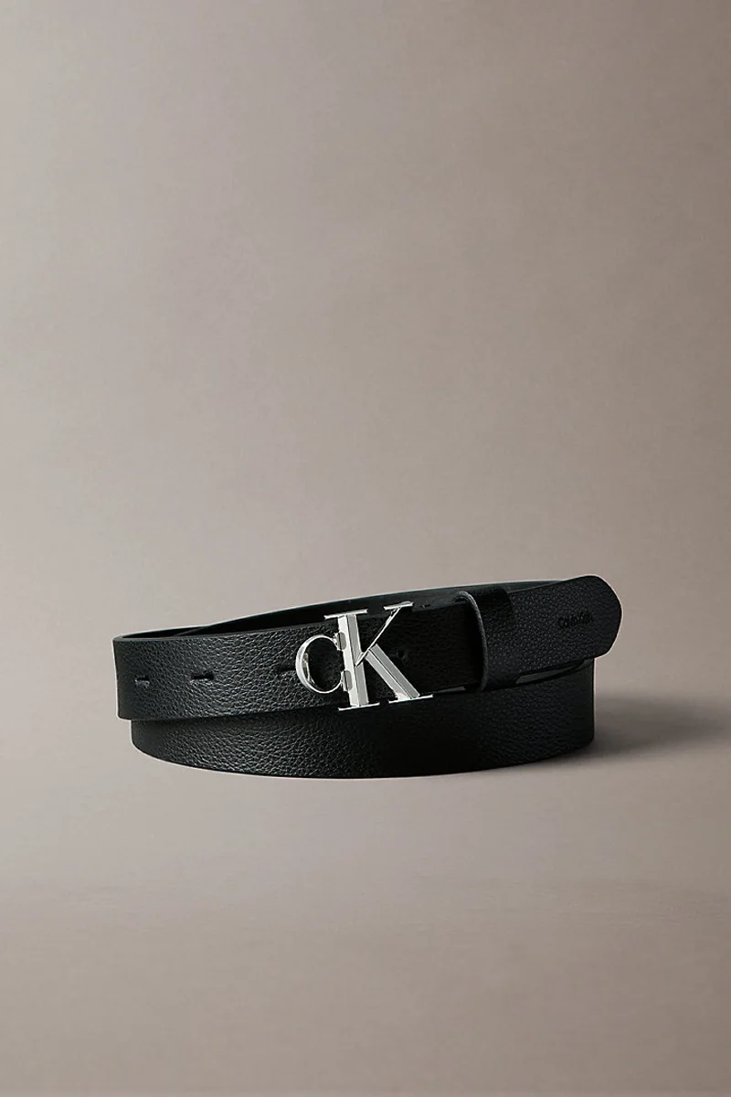 Calvin Klein Fasetli CK Tokalı 25 mm Doku Deri Kadın Siyah Kemer LV04F7060G-YIP