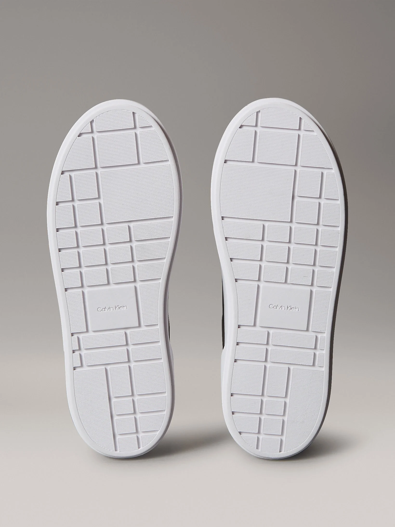 Calvin Klein Flatform Bağcıklı Deri Kadın Siyah Sneaker YW0YW01928-BEH