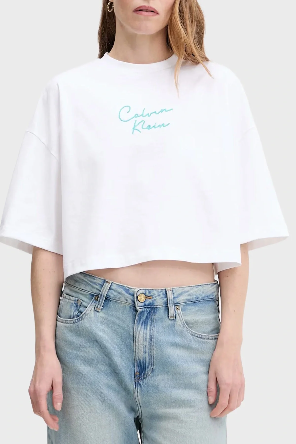 Calvin Klein D1 Collection Kadın Beyaz Crop T-shirt  LV047C202G-YAA
