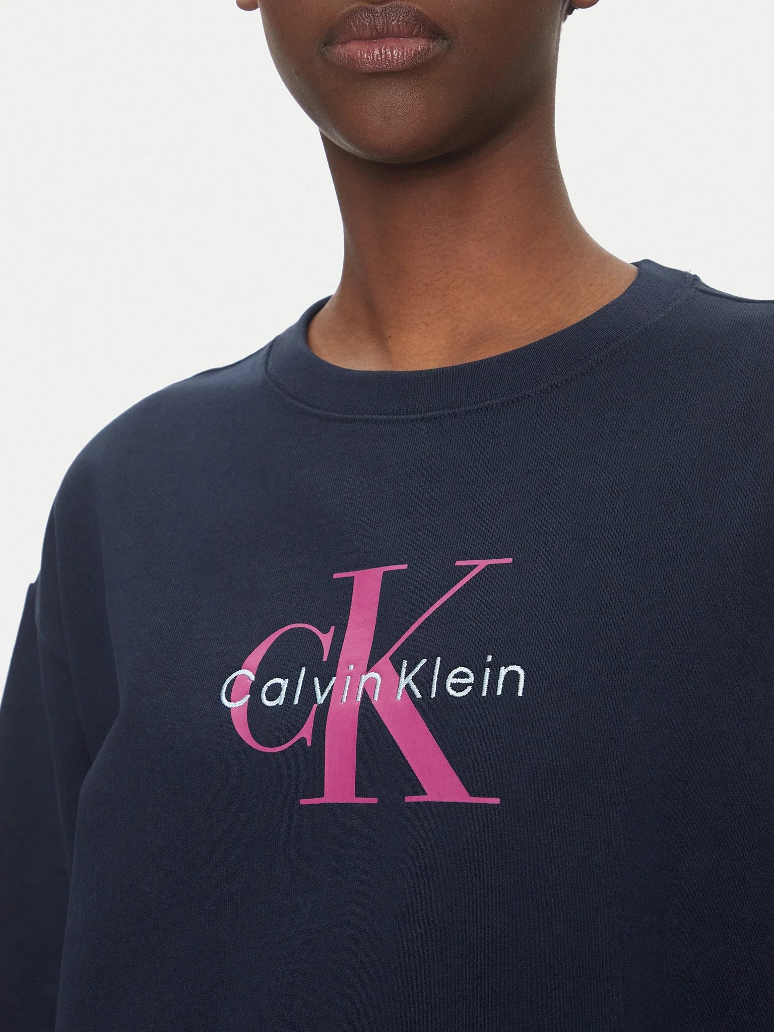 Calvin Klein Essentials Kadın Mavi Sweatshirt LV047B234G-CEF