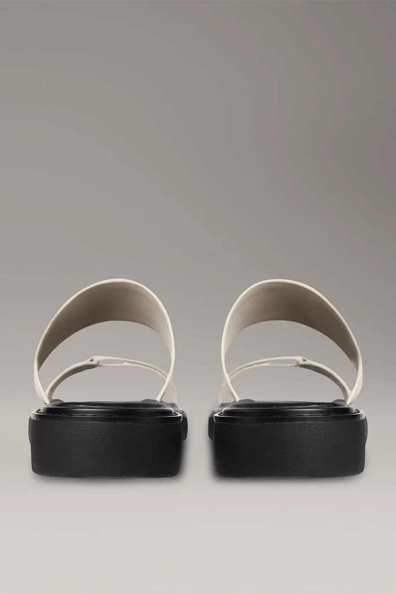 Calvin Klein Halat Detaylı Yumuşak Deri Monogramlı Kadın Siyah  Sandalet YW0YW01864-0HG