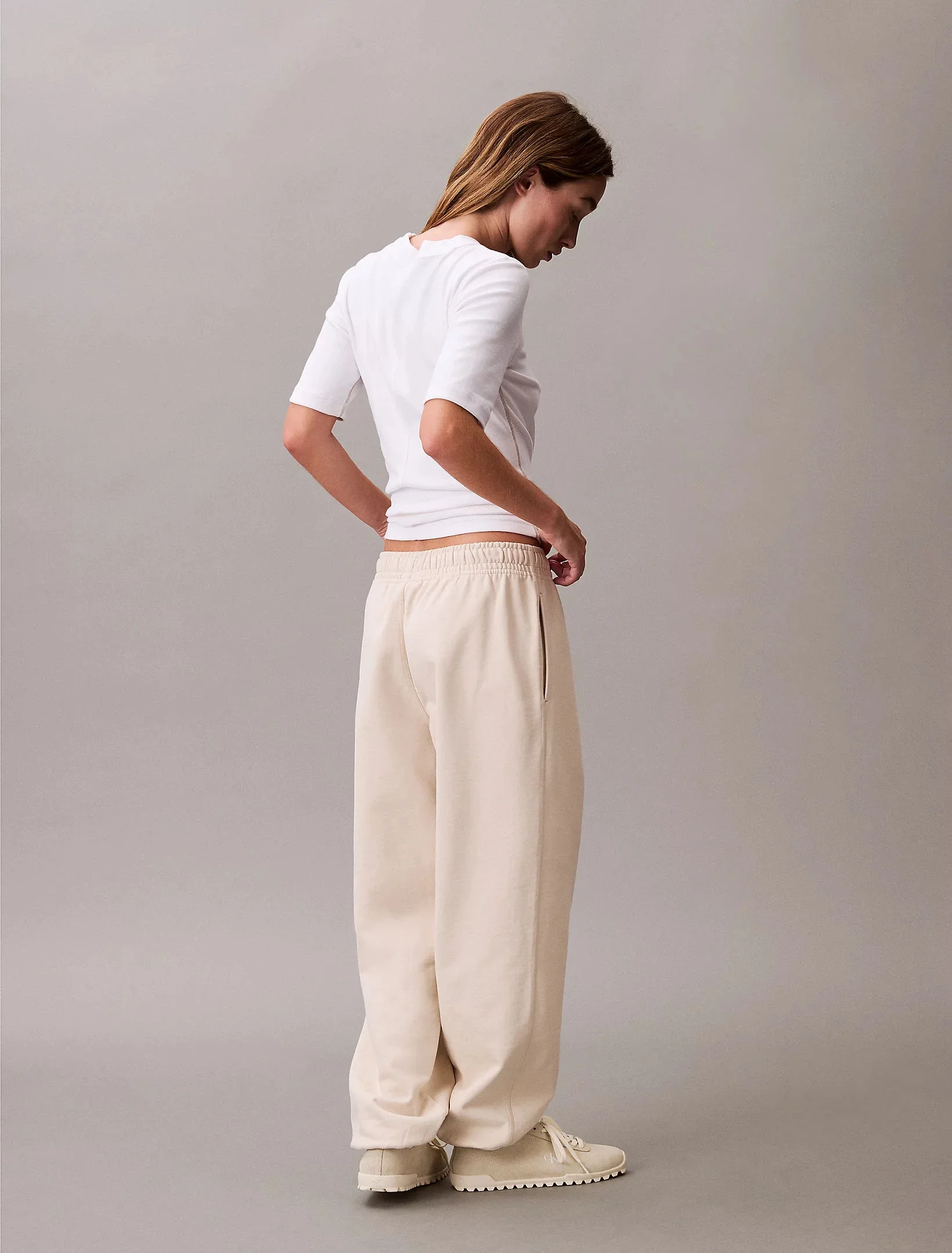 Calvin Klein MONOLOGO FRENCH TERRY JOGGER Kadın Beyaz Eşofman Altı LV047B235G-ACG