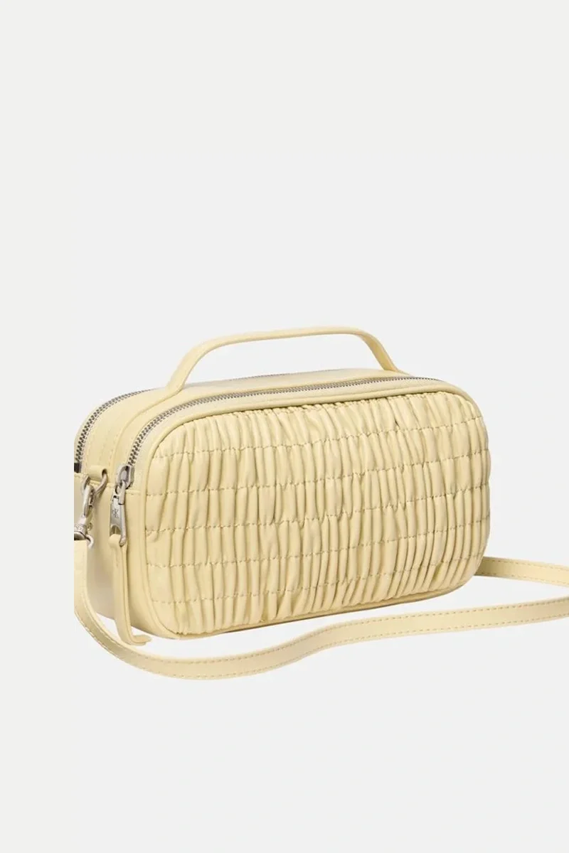 Calvin Klein RUCHED CROSSBODY CAMERA BAG Kadın Beyaz Çanta LV04K3184G-RM0
