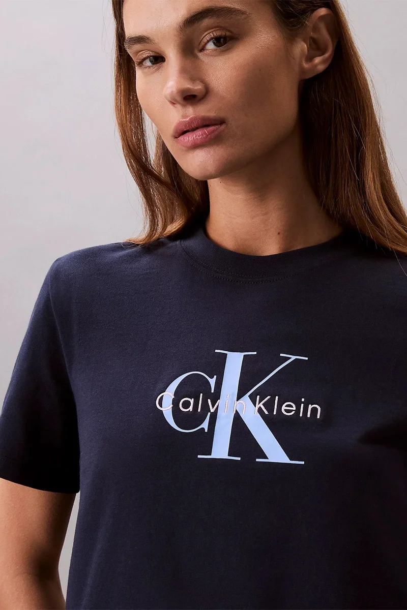 Calvin Klein Standard Logo Kadın Mavi T-shirt LV047B865G-CEF