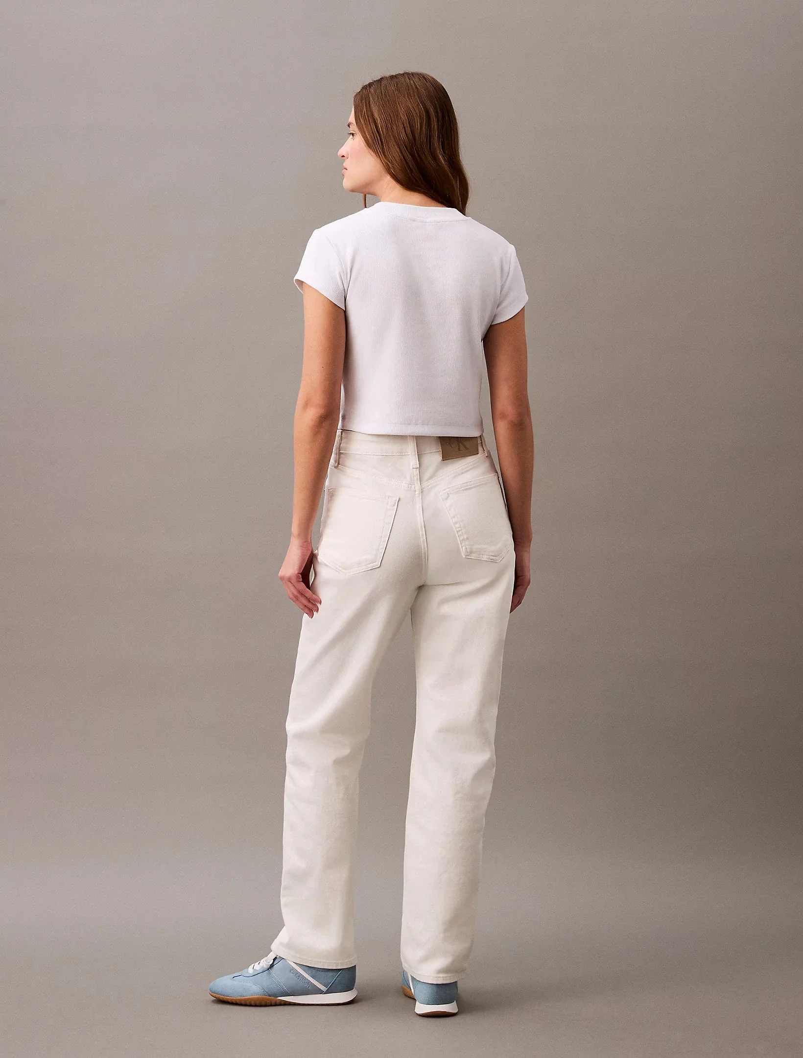 Calvin Klein A- MONOGRAM BABY TEE Kadın  T-shirt LV047AB802-YAA