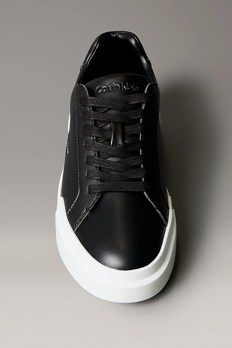 Calvin Klein Kalın Düz Tabanlı Bağcıklı Deri Kadın Siyah Sneaker YW0YW01947-0GM