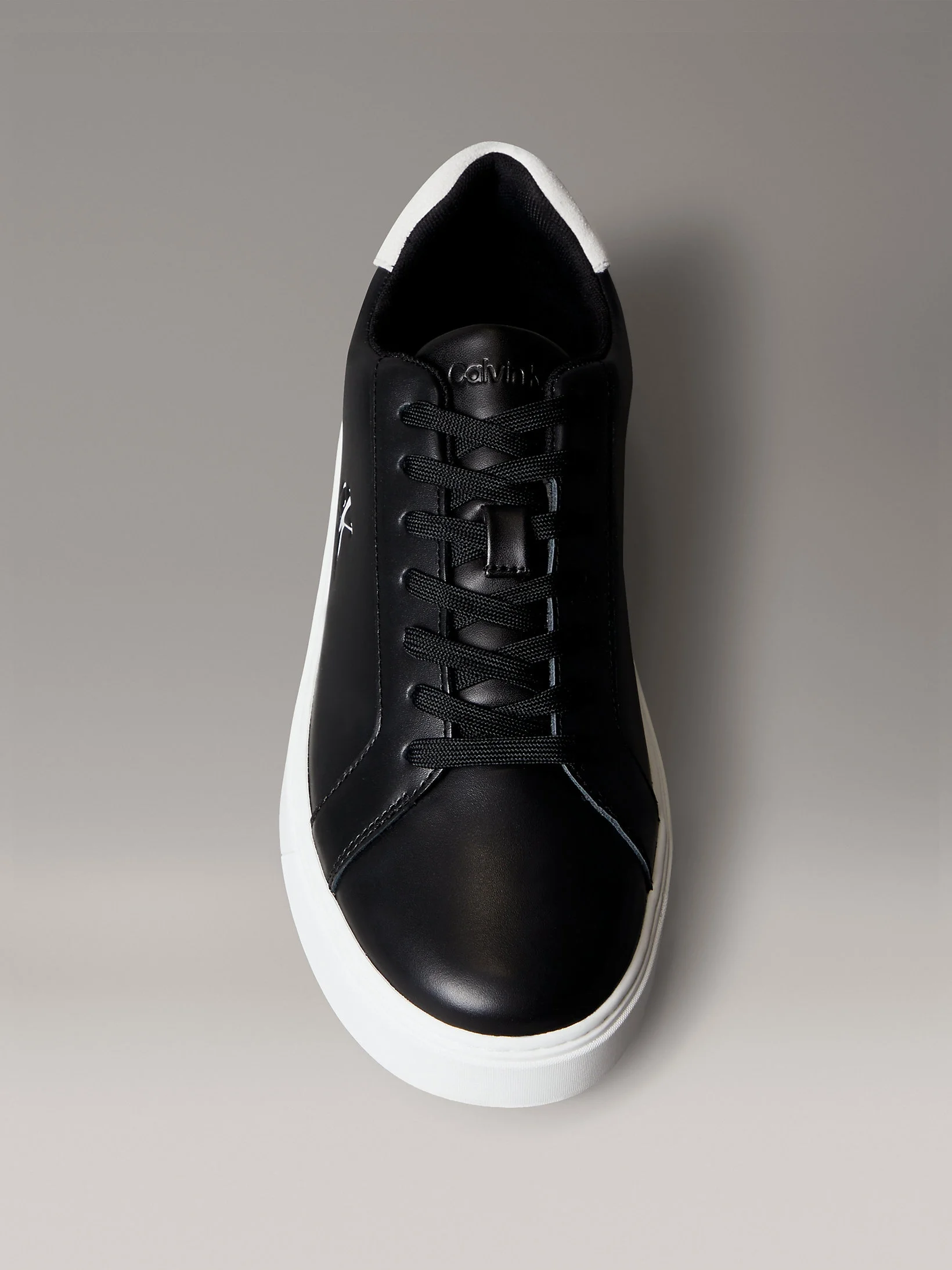 Calvin Klein Klasik Düz Tabanlı Bağcıklı Deri Erkek Siyah Sneaker YM0YM01435-0GM