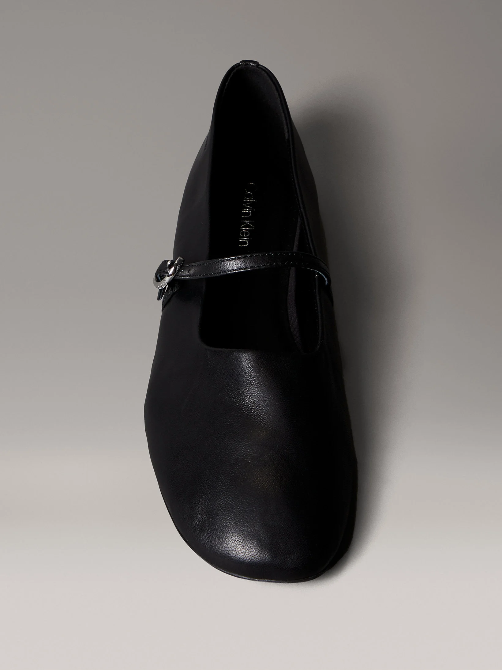 Calvin Klein Oblique Mary Jane Deri Metal Detaylı Kadın Siyah Babet HW0HW02847-BEH